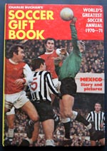 Charles Buchans Soccer Gift Book 1970-71